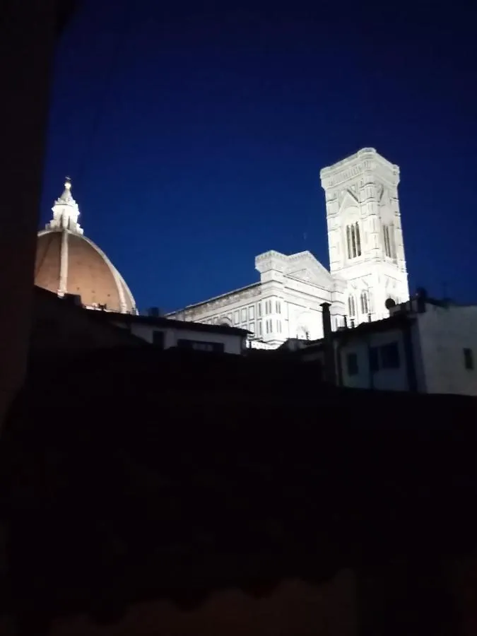 Guesthost - Duomo View Anna'S Apartment Florence